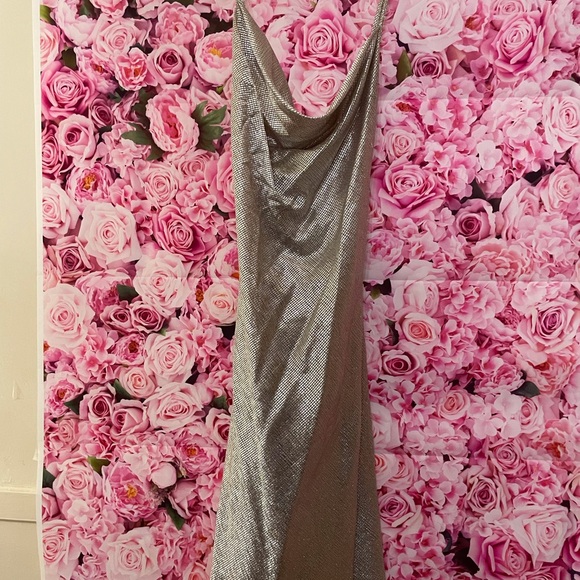 Victoria Secret Nighty and Robe - Picture 4 of 4